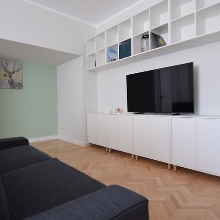 Beautiful Apartment In Old City Bukurešť Exteriér fotografie