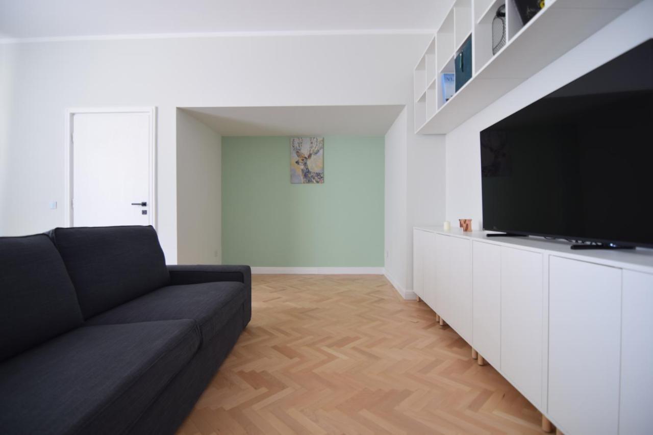 Beautiful Apartment In Old City Bukurešť Exteriér fotografie